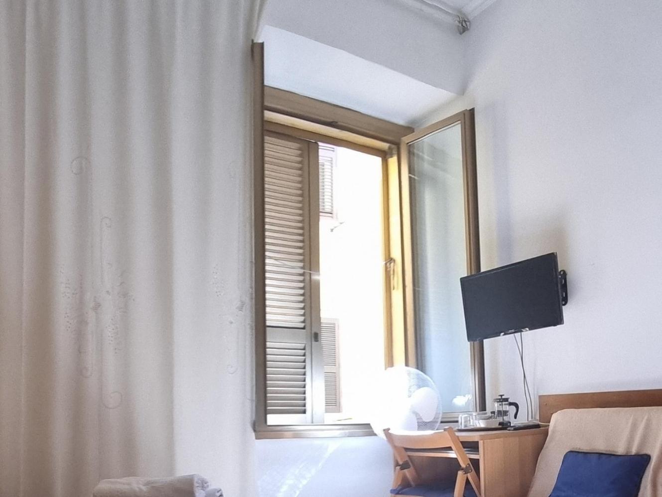 Vaticanrooms Bed & Breakfast *